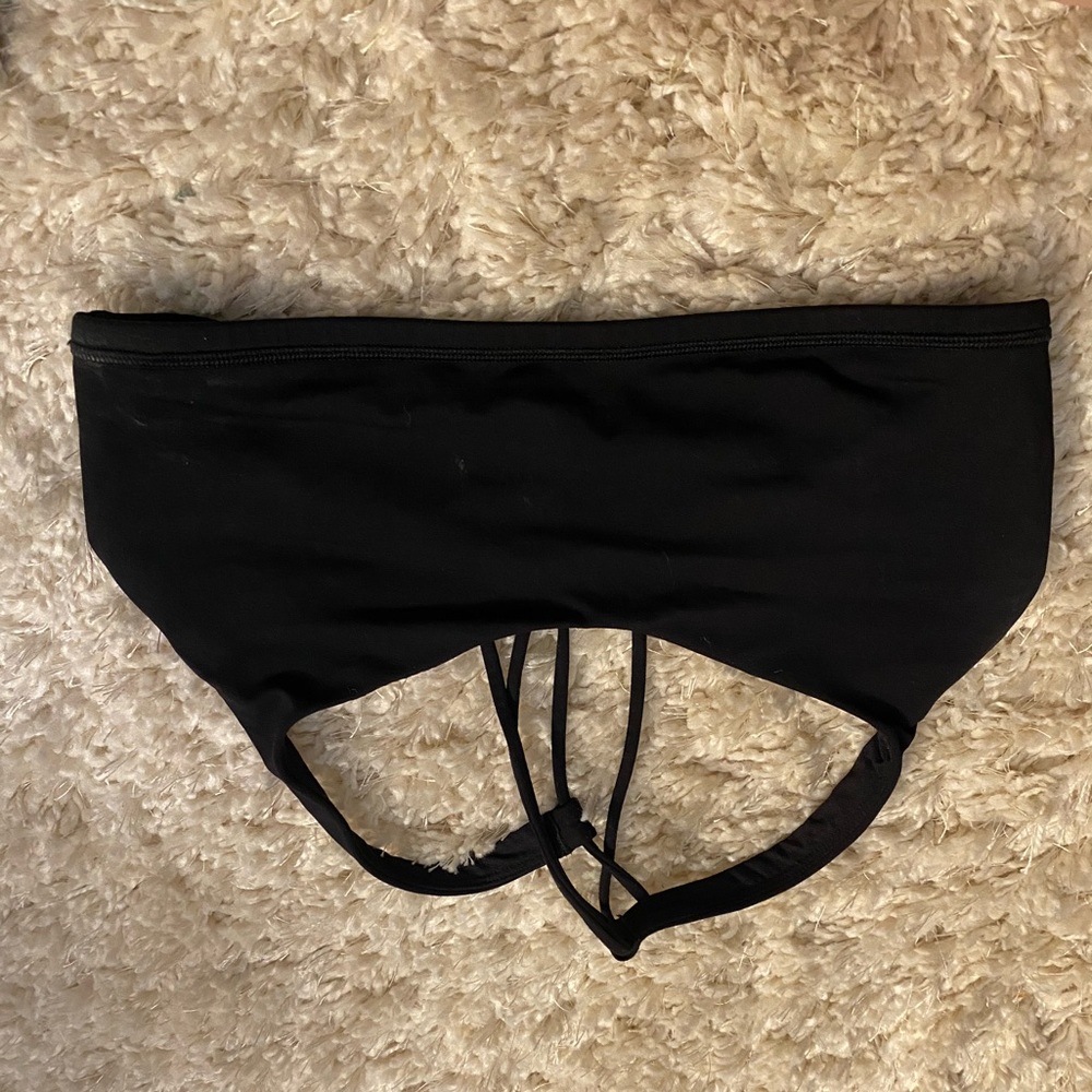 Lululemon free to be bra